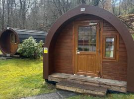 By The Way Campsite, Posh Pod Lochy, Hotel in Tyndrum