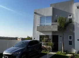 Tu escapada perfecta en Cocoyoc, Jacuzzi, Asador y jardín privado