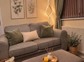 Private Entrance Annexe - 1 Double Bedroom plus Sofa Bed