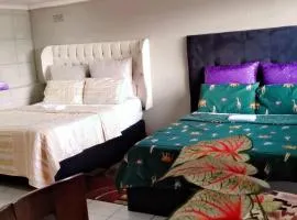 Moon Night Guest House