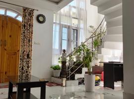 Cloud Shades, Hotel in Srinagar