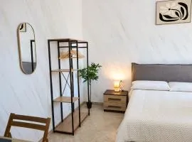 FusaroStay Apartment - 1 min from Lake, Vanvitellian Cottage & Train