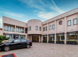 D'avenue Boutique Hotel Accra، فندق في آكرا