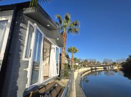 Mobil Home, Hotel in Grimaud