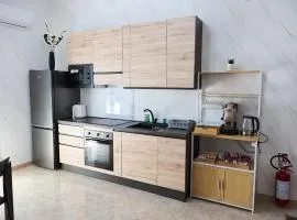 FusaroStay Apartment - 1 min from Lake, Vanvitellian Cottage & Train