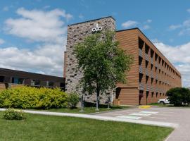 Hôtels Gouverneur Sept-Îles: Sept-Îles şehrinde bir otel