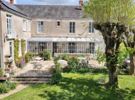 Le Relais des Roses- Sauna, Chambres d'hôtes, Gîte, hotel a Vatan