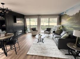 Golf Retreat on Fairway Pinehurst no 3 Walk to Cradle, hotel en Pinehurst