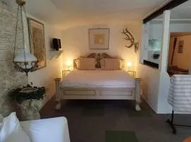 Hyggeligt anneks på landet inklusiv morgenmad og adgang til 6 svømmerhaller i oplandet