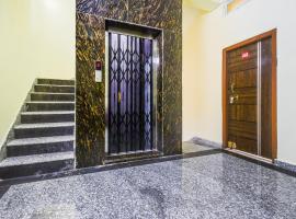 Hotel O SMB GRAND – hotel w mieście Raigīr