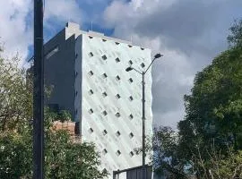 ExpoStay Hotel Corferias Embajada Americana