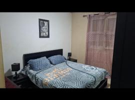 Cite eplf, Hotel in Algier