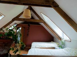 Les champs sauvages、Saint-Barnabéのホテル