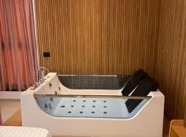 Hotel Kloi - Rooms & Jacuzzi Vlore