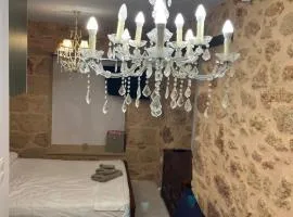 Kostas luxury little suites