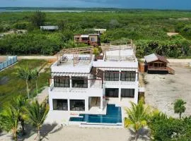 Casa Sur – Oceanfront Villa
