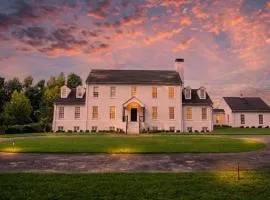 Private Resort - Lake Lanier Paradise