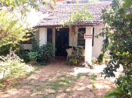 Rodrigues Guest House, hotel near Tito's Club, Calangute
