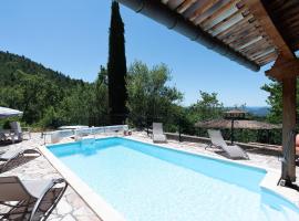 Charming Home near Verdon Gorges & Pool, hotel a Châteauredon