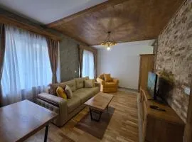Arija Luxury Suite