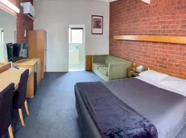 Abbotswood Motor Inn