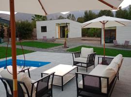 Cabañas Lodge el Mauco, hotel a Curacaví