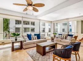 Nitta Condo # 104 Chic, pool-view condo with furnished balcony - steps to beach