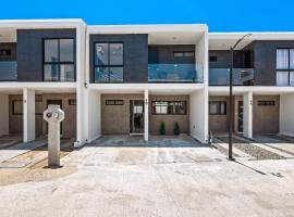 Porto Residencial, Unit 10 | Sunny house in Nuevo Vallarta with pool access, hotel Jarretaderában