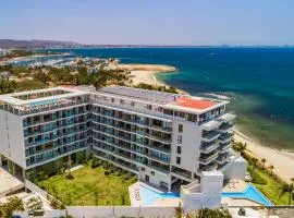 Oceanfront Gem with Bay View Terrace & Direct Sea Access