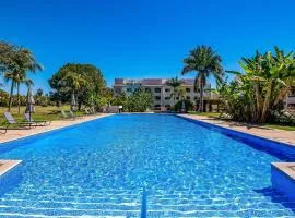 Cozy condo with loft, private balcony and gorgeous shared pool