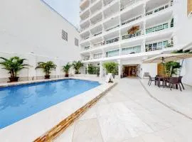 Central Puerto Vallarta condo with pool, ocean views & fast WiFI - walk to beach