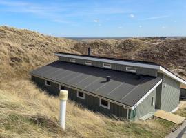 Pet Friendly Home In Hvide Sande With Sauna, hôtel à Havrvig