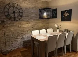 Luxus house with Sauna Nearby Airport