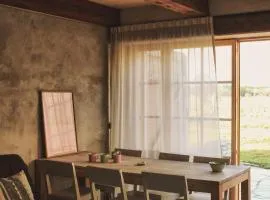 Charmig Flat In Restored Stone Barn Close To Sea