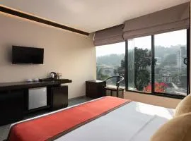 Oak Ray City Hotel