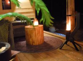 Roans Lodge l Luxury Lodge Surrounded by Nature – hotel w mieście Frövi