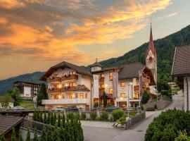 MyLiving - Hotel B&B by Majestic Resorts Dolomites, hotel em San Lorenzo di Sebato