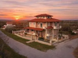 Villa Thea Olympos - Stunning Sunrise - 9 Guests