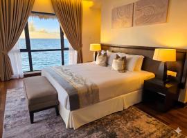 2 Bedroom & Study Golden Palm Tree Resort Ivory End Villa, hotel di Bagan Lalang