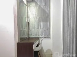 Chic and Cozy 2BR at Vida View Apartment By Travelio