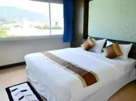 Piyaporn Hill Paradise Hotel