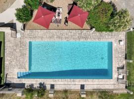 Vilajoun, hotel a Joucas