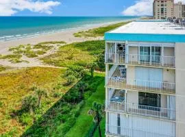 Sandcastles - Direct Oceanfront Apartments with Pool Tennis Pets Welcome