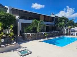 Endless Summer Apartments-Tourism Permit Certified, khách sạn ở Tamarin