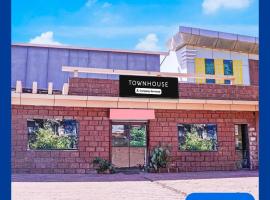 Townhouse Mahabaleshwar Formerly Shiva's Valley, hotel en Mahabaleshwar