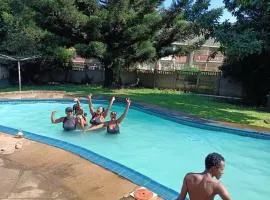 Taldens Pool House