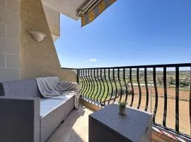 Seaside Retreat with Balcony Views in Marsaskala