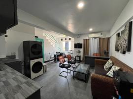 Wanderers Backpacker Condotel, hotel v destinaci Pusok