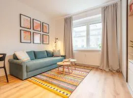 Stylish 1BR - Local Market Vibes - 10 min to Nivy