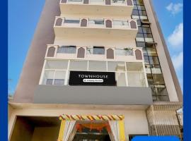 वाराणसी में, होटल Super Townhouse Hyderabad Gate IIT BHU Formerly RK Heights